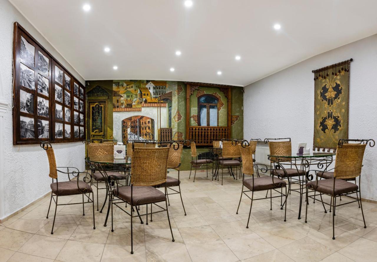 Vita Plaza Tbilissi Extérieur photo