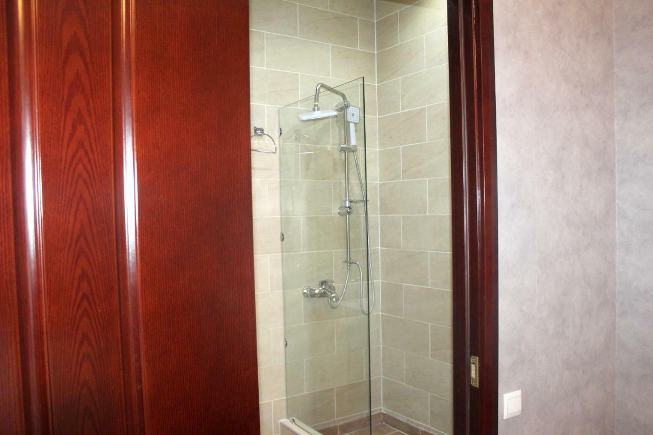 Vita Plaza Tbilissi Extérieur photo