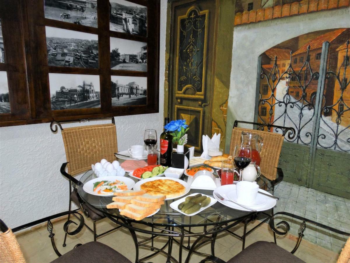 Vita Plaza Tbilissi Extérieur photo