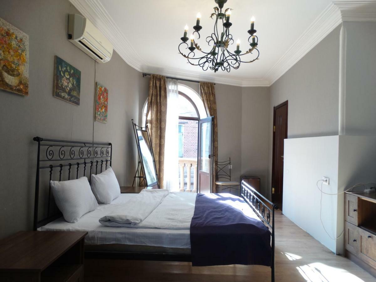Vita Plaza Tbilissi Extérieur photo