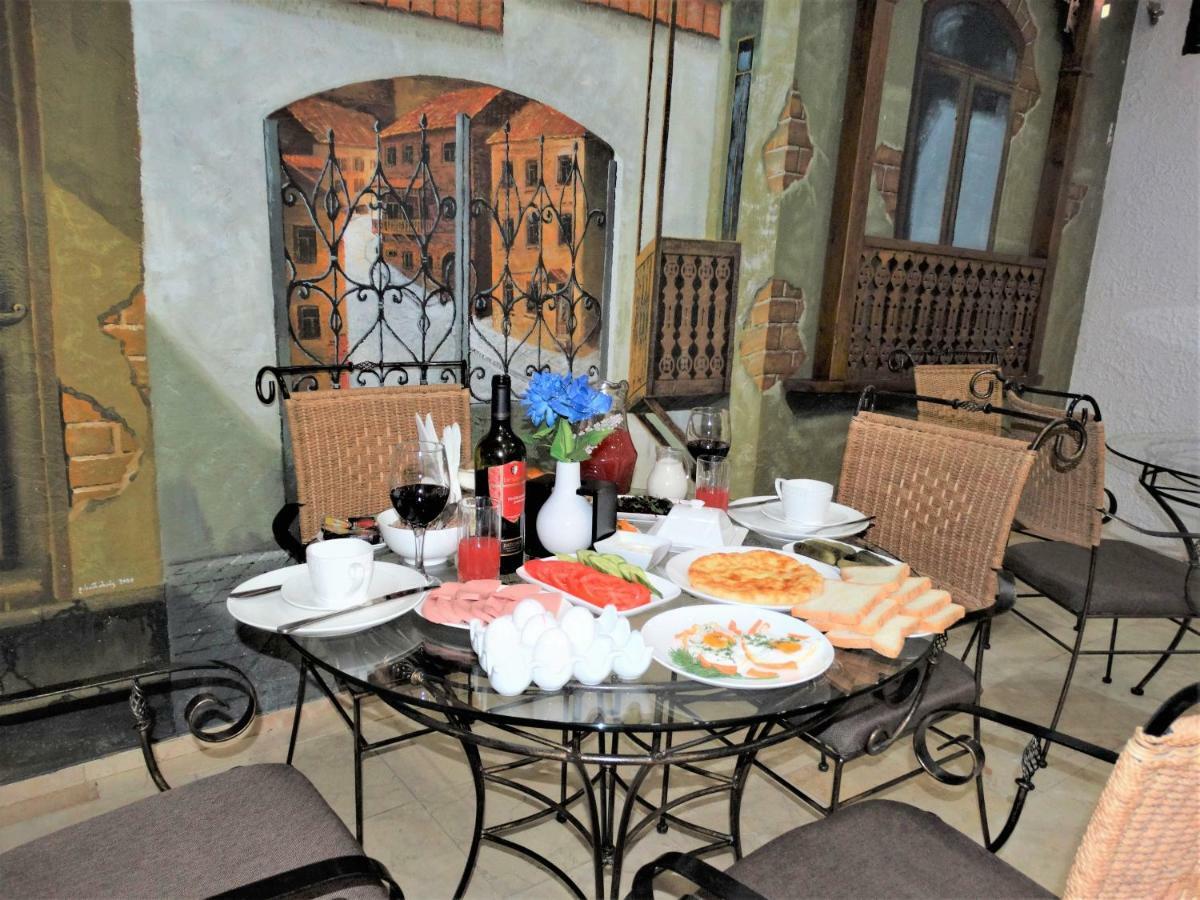 Vita Plaza Tbilissi Extérieur photo