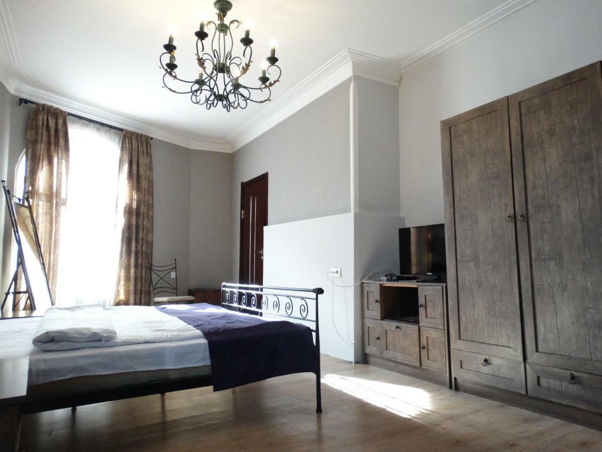 Vita Plaza Tbilissi Chambre photo
